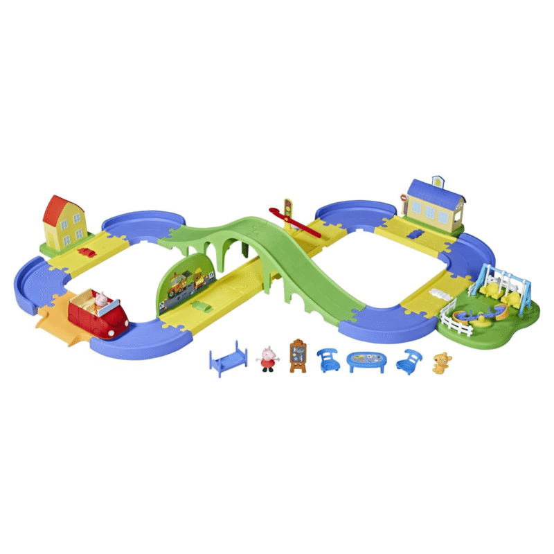 Peppa Pig All Around Peppa’s Town Playset with Car Track (1)