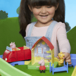 Peppa Pig All Around Peppa’s Town Playset with Car Track (1)
